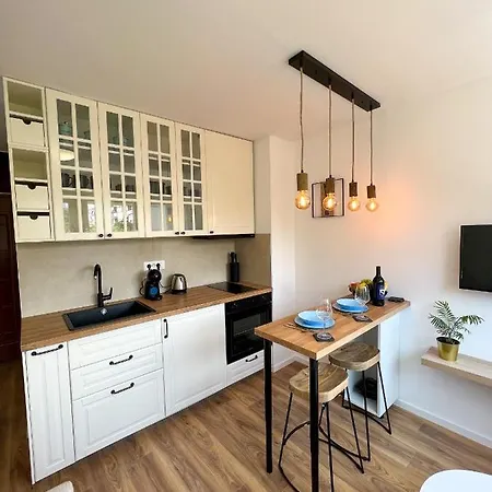 Sammy's Place - Cozy For Two With Abundant Sunlight And Natural Vibes Spalato